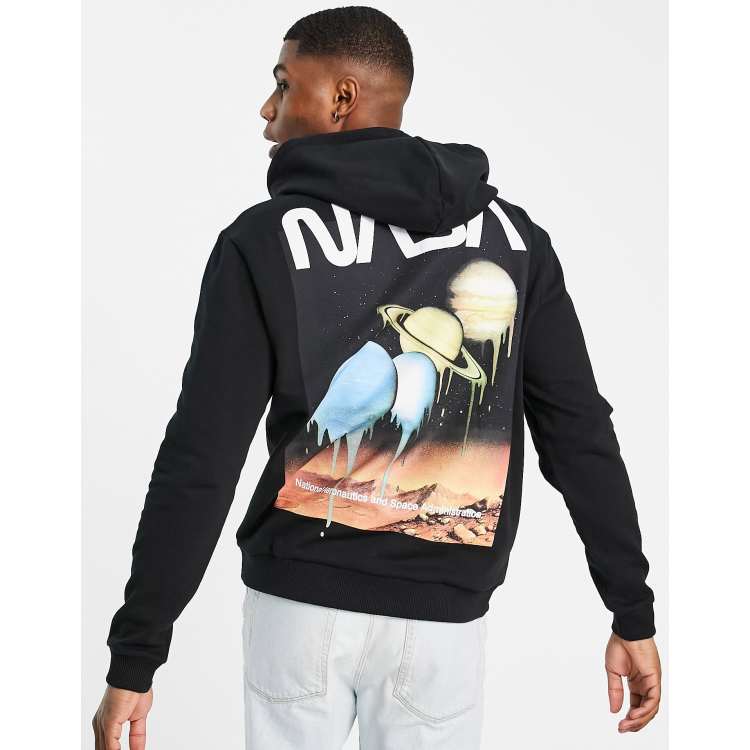 ASOS DESIGN Kapuzenpullover in Schwarz mit Nasa Schriftzug und Grafikprint mit schmelzenden Planeten ASOS