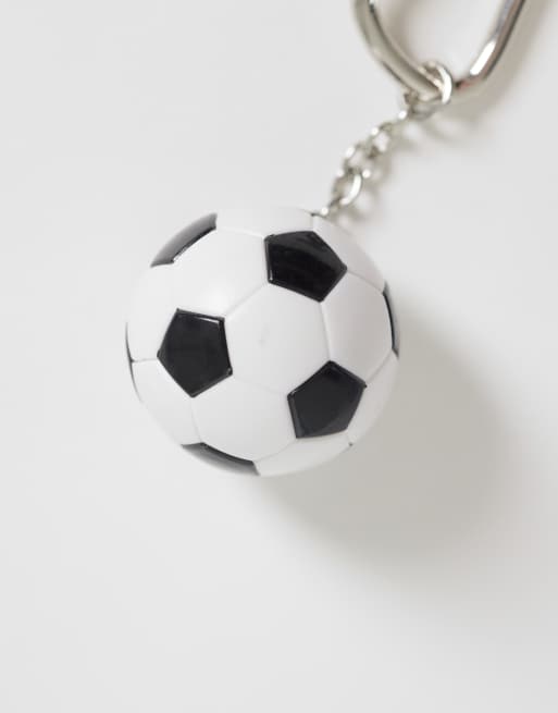 ASOS DESIGN karabińczyk lucky charm w kolorze srebrnym, 2 z 3