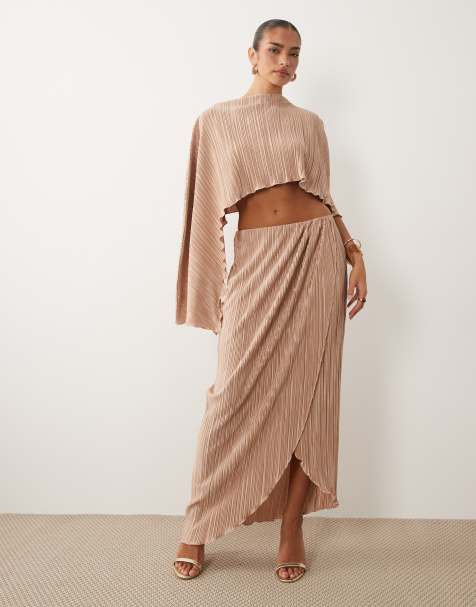 ASOS DESIGN - Karamelbrunt sæt med top med drapering og plisseringer og maxinederdel i sarong-stil - view 1