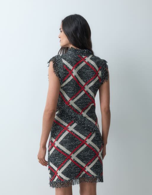 ASOS DESIGN kariertes Mini-Strickkleid mit Fransen in Grau, 4 von 4