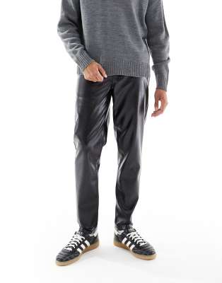 Karottenhose aus schwarzem Kunstleder Schwarz 56 Regular