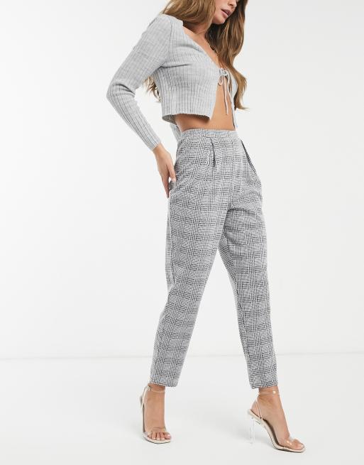 ASOS DESIGN – Karottenhose mit einfarbigem Jacquard-Karomuster