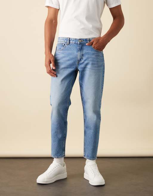 ASOS DESIGN – Karottenjeans in hellblauer Waschung, 2 von 6