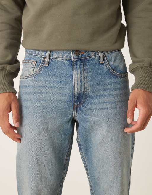 ASOS DESIGN – Karottenjeans in mittelblauer Waschung, 5 von 5
