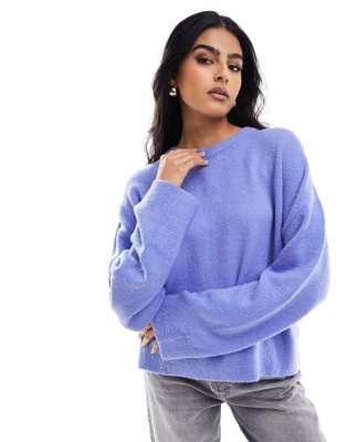 ASOS DESIGN - Kastenförmiger Pullover in Blau mit Rundhalsausschnitt