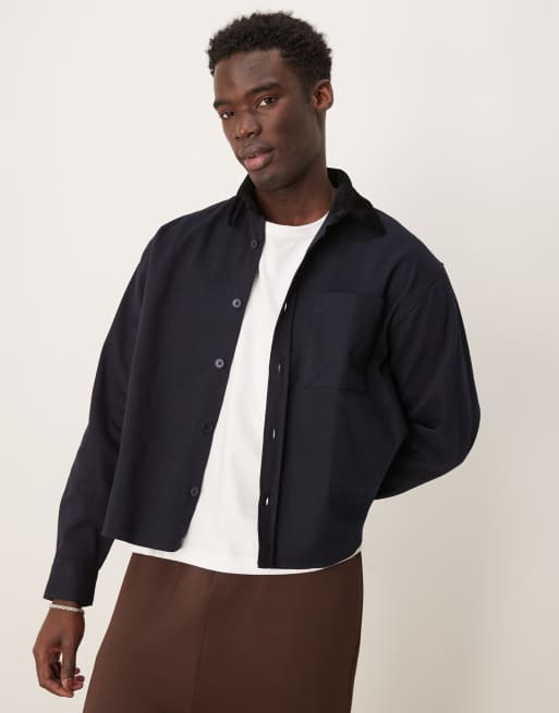 ASOS DESIGN – Kastige Oversize-Hemdjacke in Marineblau mit Cord-Kragen