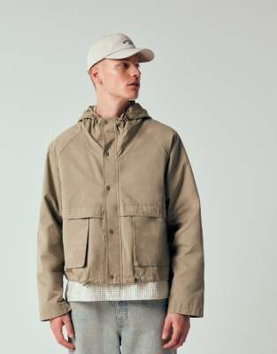 Kastige Oversize-Windjacke in Khaki-Grün Grün XS
