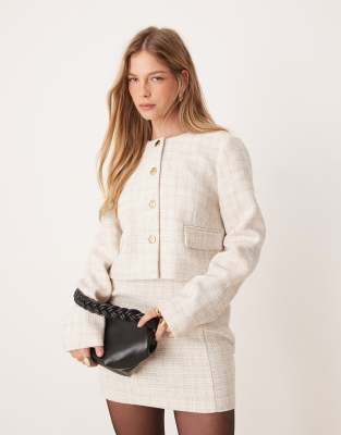 ASOS DESIGN - Kastiger Blazer aus Bouclé in Ecru, Kombiteil-Neutral