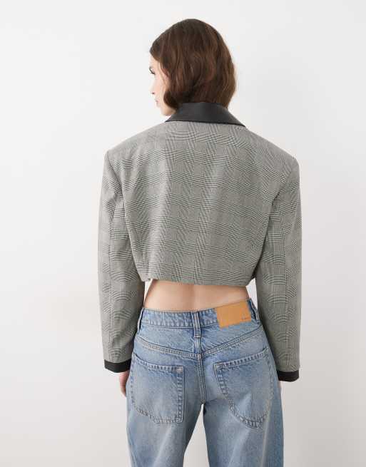 ASOS DESIGN kastiger Blazer mit doppellagigem Kunstlederkragen in kariert, 4 von 4