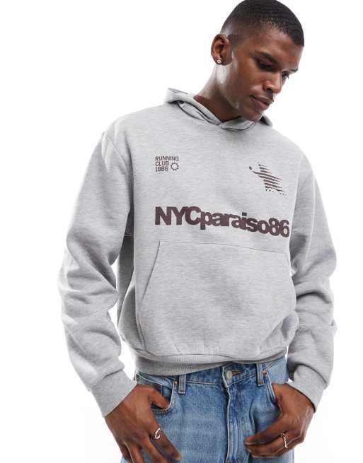 ASOS DESIGN – Kastiger Oversize-Kapuzenpullover in Grau mit Sport-Print