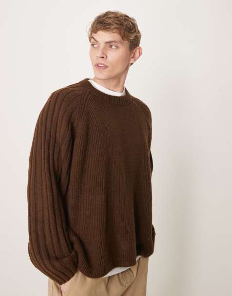 ASOS DESIGN – Kastiger Strickpullover in Braun mit Super-Oversize-Passform, Rundhalsausschnitt und Ärmeln im breiten Rippenmuster - view 1