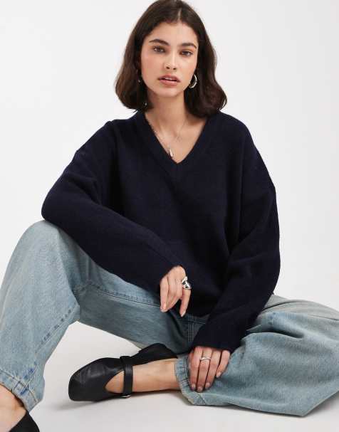 ASOS DESIGN – Kastiger Strickpullover in Marineblau mit V-Ausschnitt - view 1