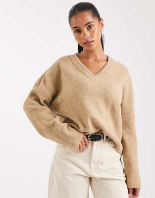 ASOS DESIGN - Kastiger Strickpullover in Roggen-Beige mit V-Ausschnitt-Neutral
