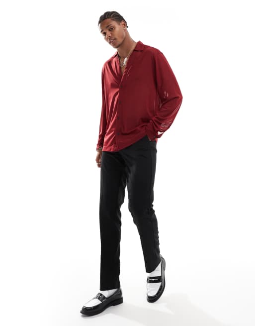 ASOS DESIGN – Kastiges, durchscheinendes Hemd in Burgunderrot mit Stretchanteil und tiefem Reverskragen , 3 von 4