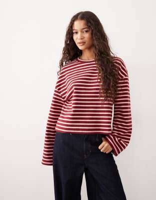 ASOS DESIGN - Kastiges, gebürstetes Oberteil in Burgunderrot mit Streifen und weiten Ärmeln