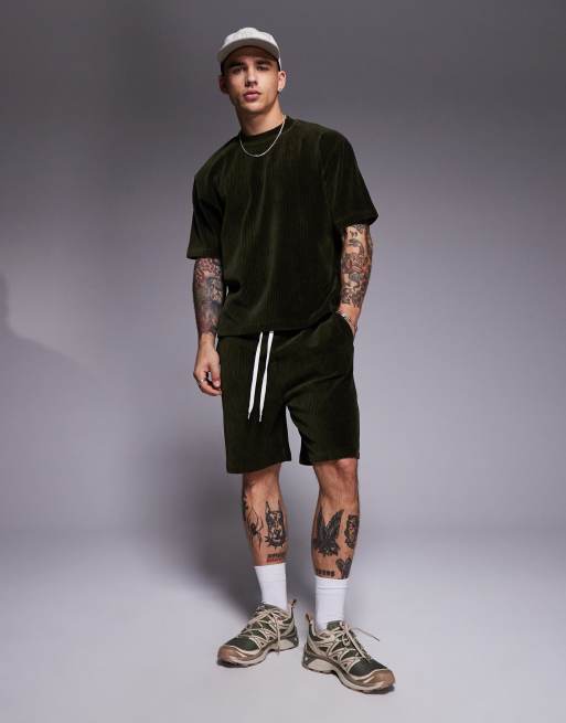 ASOS DESIGN – Kastiges, geripptes Relaxed-Fit-Set aus Velours in Dunkelgrün