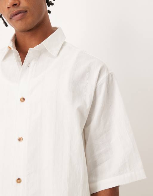 ASOS DESIGN – Kastiges Hemd in Oversize-Passform in strukturiertem Wollweiß mit halblangen Ärmel, 5 von 5