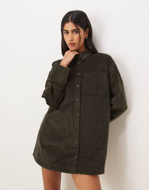 ASOS DESIGN – Kastiges, kurzes Oversize-Hemdkleid in Dunkelgrün, 4 von 4
