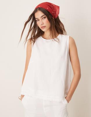 ASOS DESIGN - Kastiges Oberteil aus Leinenmix in Weiß mit Fransensaum, Kombiteil