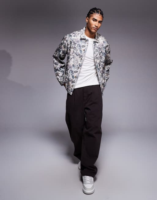 ASOS DESIGN – Kastiges Oversize-Flanellhemd in Cremeweiß mit Blumenmuster, 5 von 5