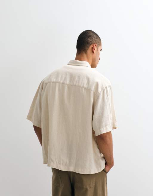 ASOS DESIGN – Kastiges Oversize-Hemd aus Leinenmix in Beige mit Placement-Print, 3 von 5