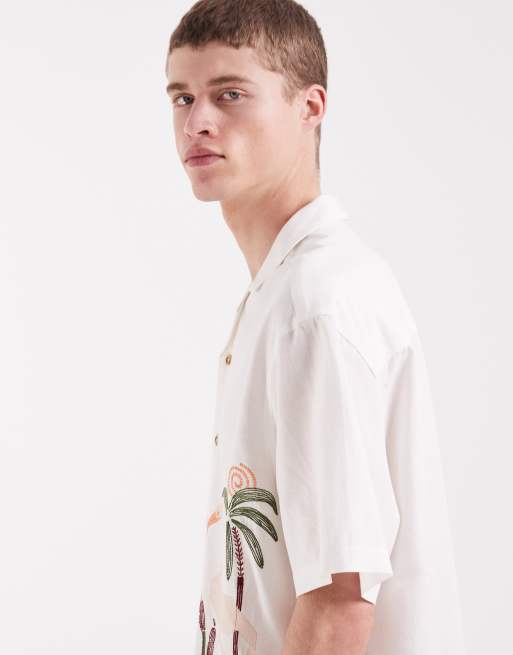 ASOS DESIGN – Kastiges Oversize-Hemd aus Leinenmix in Beige mit Stickerei, 3 von 5