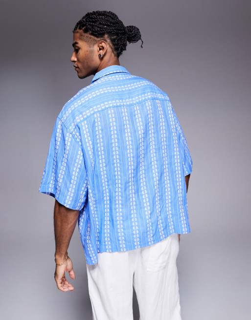 ASOS DESIGN – Kastiges Oversize-Hemd in Blau mit Reverskragen und floralem Jacquard, 3 von 4