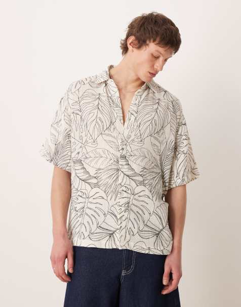 ASOS DESIGN – Kastiges Oversize-Hemd in Weiß mit Blätter-Print - view 1