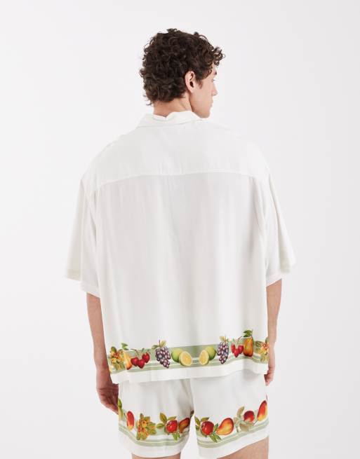 ASOS DESIGN – Kastiges Oversize-Hemd in Wollweiß mit Holiday-Print, Kombiteil, 5 von 5