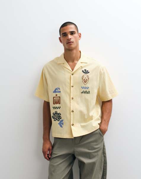ASOS DESIGN kastiges Oversize-Hemd mit Reverskragen und Platzierungsprint in Gelb - view 1