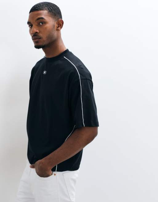 ASOS DESIGN – Kastiges Oversize-T-Shirt in Schwarz mit Kyoto-Print, 5 von 5