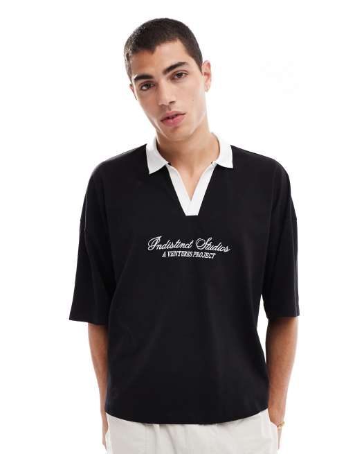 ASOS DESIGN – Kastiges Oversize-T-Shirt in Schwarz mit Polokragen, überschnittenen Schultern und Grafikprint vorne