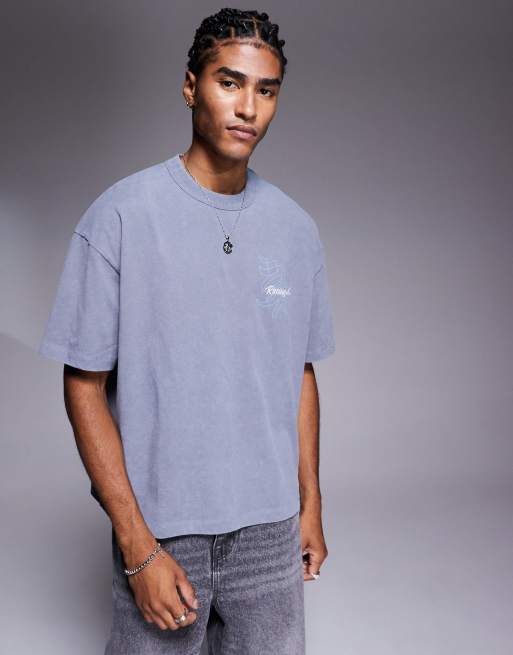 ASOS DESIGN – Kastiges Oversize-T-Shirt in verwaschenem Grau mit Street-Print , 3 von 4
