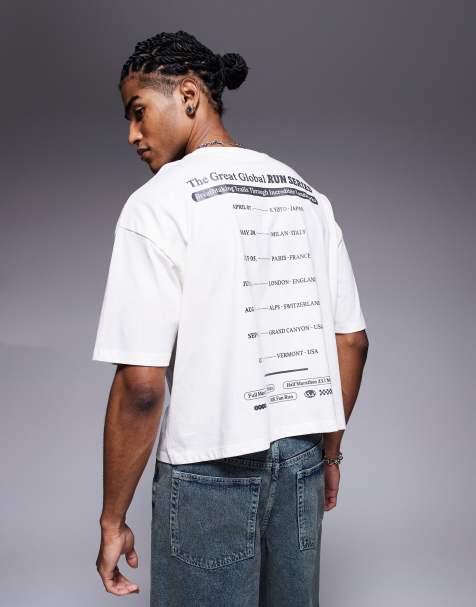 ASOS DESIGN – Kastiges Oversize-T-Shirt in Weiß mit kurzem Schnitt und Sport-Print auf der Brust - view 1