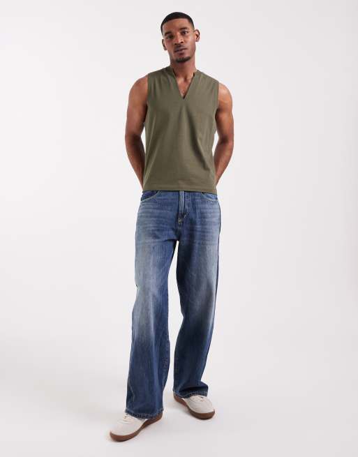 ASOS DESIGN – Kastiges Oversize-Tanktop in Khaki mit regulärer Passform und V-Ausschnitt, 2 von 5