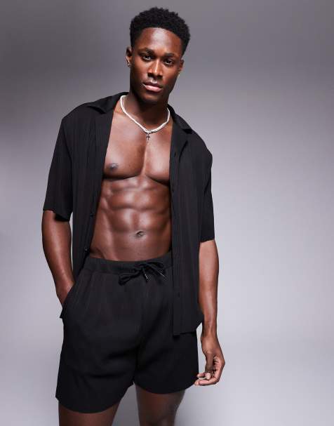 ASOS DESIGN – Kastiges, plissiertes Hemd in Schwarz mit Reverskragen und lockerer Passform, Kombiteil - view 1