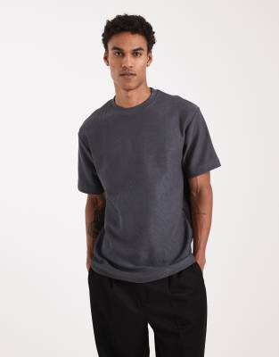 Kastiges Relaxed-Fit-T-Shirt aus schwerem texturiertem Stoff in Anthrazit mit überschnittenen Schultern-Grau Grau XS