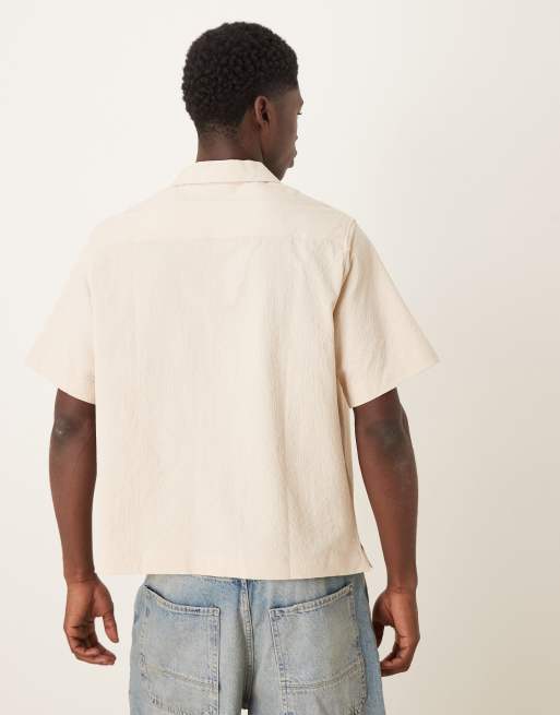 ASOS DESIGN – Kastiges Seersucker-Hemd in Steinbeige mit Reverskragen, 3 von 5