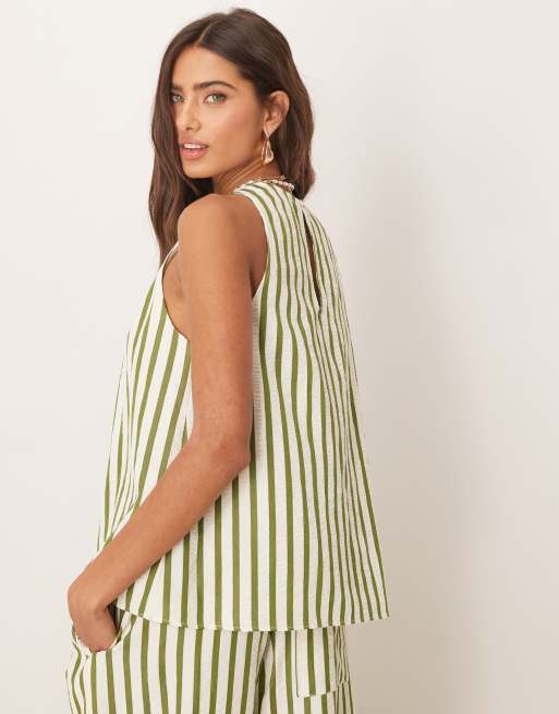 ASOS DESIGN – Kastiges Seersucker-Oberteil mit khaki Streifen, Kombiteil, 3 von 4