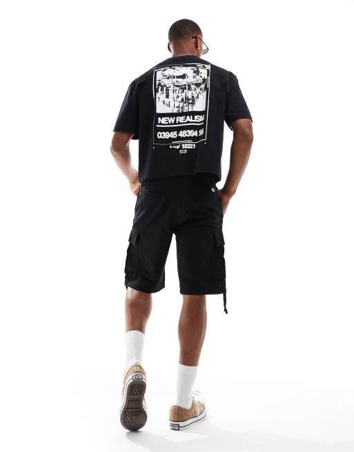 ASOS DESIGN – Kastiges T-Shirt in Schwarz mit lockerem Schnitt und Grunge-Print auf dem Rücken