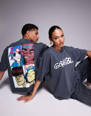 ASOS DESIGN - Kastiges Unisex-T-Shirt in verwaschenem Schwarz mit Oversize-Schnitt und lizenzierten „Gorillaz"-Prints-Br...