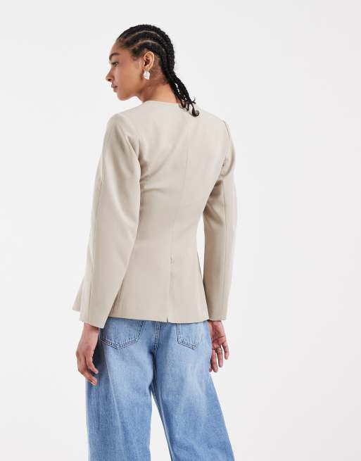 ASOS DESIGN – Kavaj med djup halsringning och markerad midja, 2 av 4
