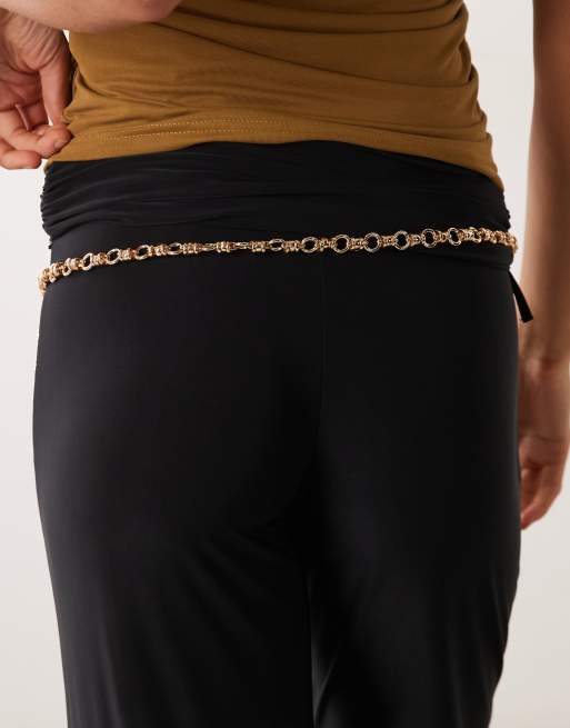 ASOS DESIGN kædebælte med møntdetalje i guld, 3 af 3