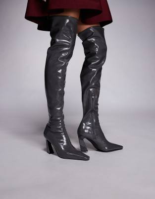ASOS DESIGN - Keeper - Overknee-Stiefel in Grau mit kantiger Zehenpartie