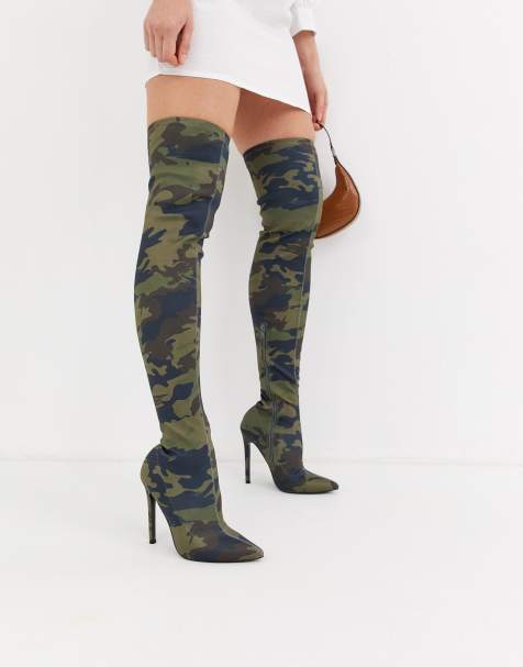 ASOS DESIGN – Kendra – Overknee-Stiefel mit Stiletto-Absatz und Military-Muster