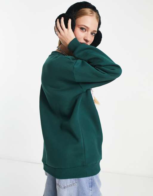 ASOS DESIGN - Kerstmis - Oversized sweatshirt-trui met retro schilderachtige print in bosgroen, 2 van 4