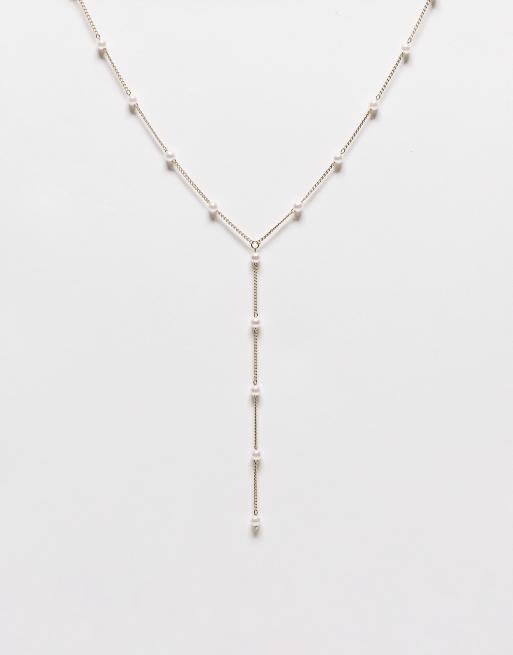 ASOS DESIGN - Ketting met lange hanger met pareltjes in goudkleur