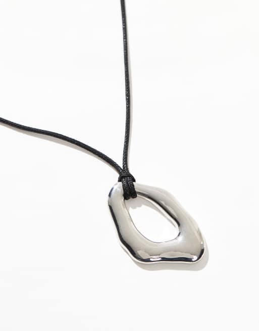 ASOS DESIGN - Ketting van koord met gesmolten hangertje in zilverkleur, 2 van 4