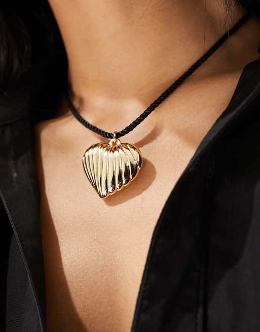 ASOS DESIGN - Ketting van koord met puffy hartje in goudkleur