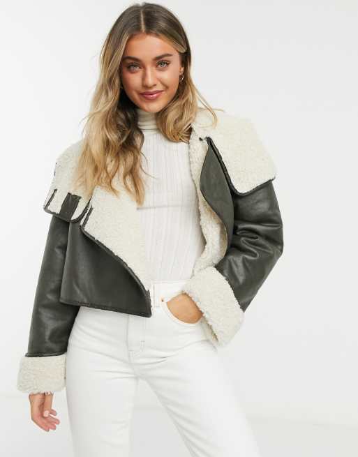 ASOS DESIGN – Khakifärgad jacka med fårskinnsimitation
